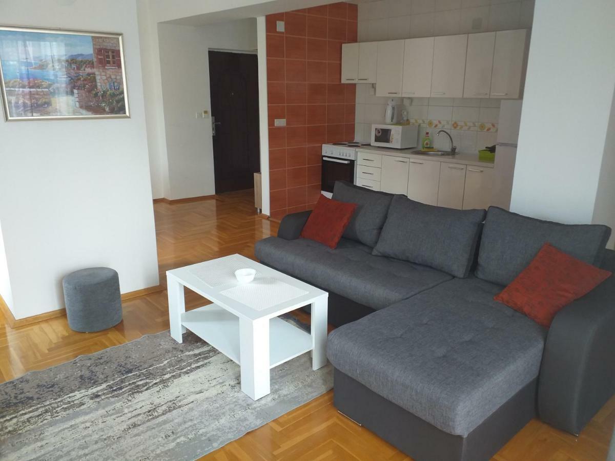 Bim Apartment โอครีด ภายนอก รูปภาพ
